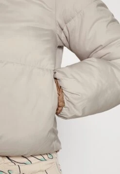 ONLY Onlricky Otw - Winterjas - Silver -Kleding Discount Winkel ef95d02772664f82bf0b55aefeb3c911