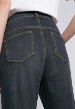 Straight Leg Jeans - Black -Kleding Discount Winkel f3d857f867604b5bacad74c8cacf4b5f