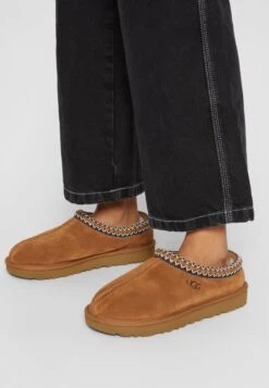 Ugg Tasman - Pantoffels - Chestnut -Kleding Discount Winkel f4a2726f953e43e18a88a005f4888e14