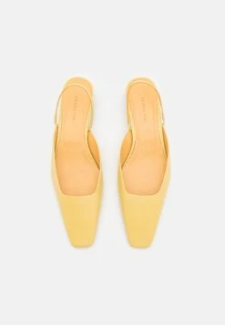 Rejina Pyo Squared Kitten Heel- Klassieke Pumps - Crinkle Butter Yellow -Kleding Discount Winkel f831c28241c14e8b87a71acdf836dc18
