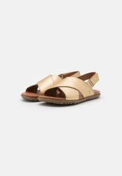 Ugg Solivan Slingback - Sandalen - Pale Gold Metallic 8 Ugg Solivan Slingback - Sandalen - Pale Gold Metallic -Kleding Discount Winkel fb2cbebac39b4c1b99390c07537ec973