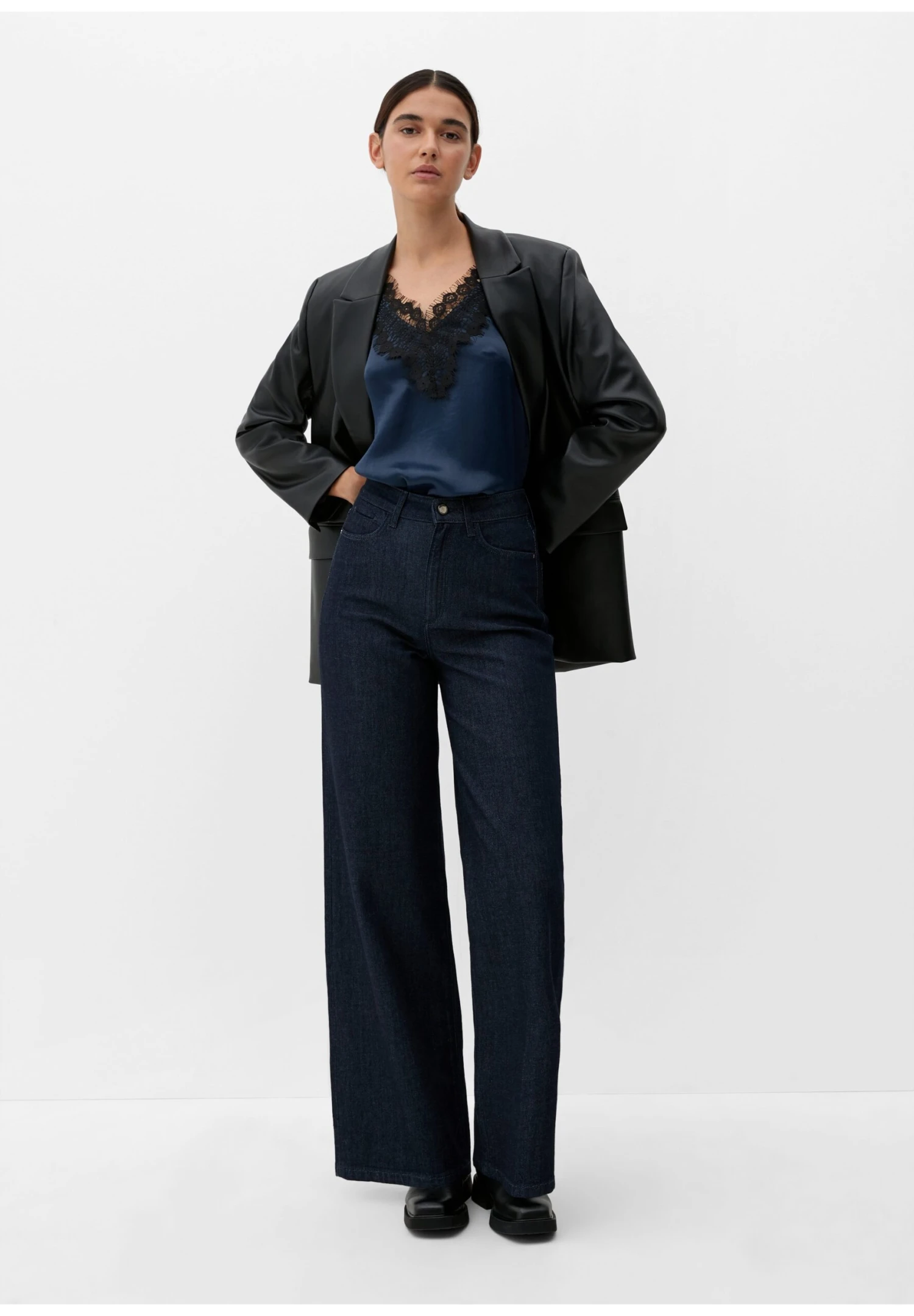 S.Oliver BLACK LABEL 5-Pocket - Flared Jeans - Tiefblau 2 S.Oliver BLACK LABEL 5-Pocket - Flared Jeans - Tiefblau - Afbeelding 2