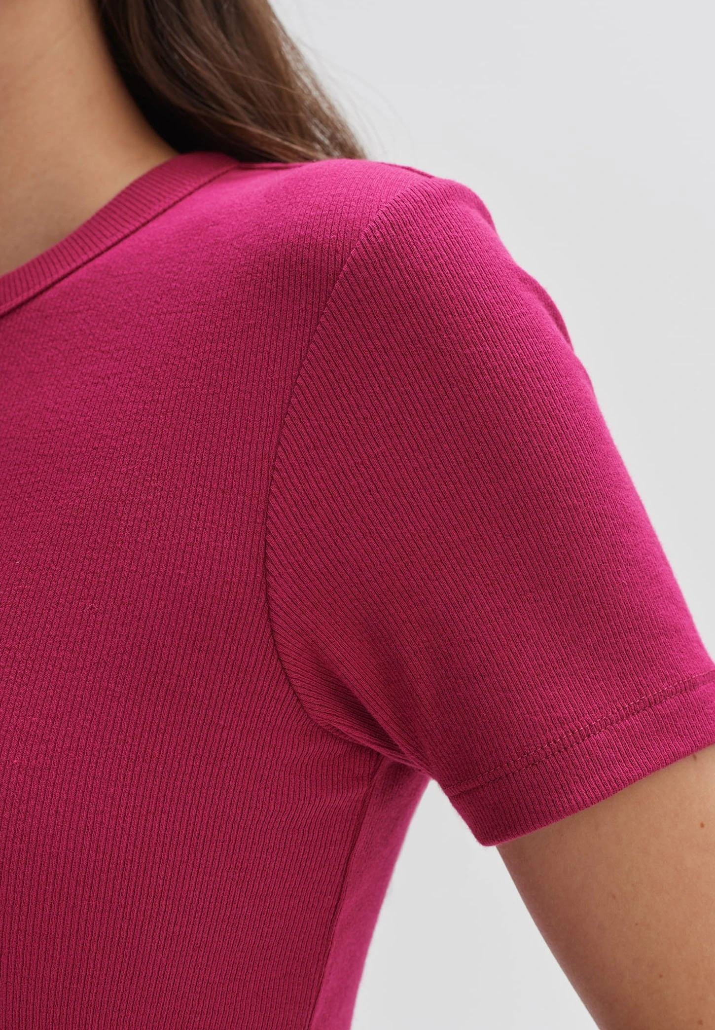 OPUS Samuna - T-Shirt Basic - Bright Berry 4 OPUS Samuna - T-Shirt Basic - Bright Berry - Afbeelding 4