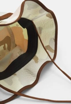 Nike Performance Apex Bucket Camo Unisex - Hoed - Coconut Milk/Cacao Wow/Black -Kleding Discount Winkel 859b73c2f16d41618dfc010e635b44b9