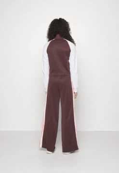 Adidas Sportswear Teamsport - Trainingspak - Shadow Brown/Wonder Clay 12 Adidas Sportswear Teamsport - Trainingspak - Shadow Brown/Wonder Clay -Kleding Discount Winkel b9c19e4125c3468b8b6e7556b51c433d