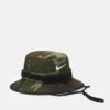 Nike Performance Apex Bucket Camo Unisex - Hoed - Medium Olive/Black/White